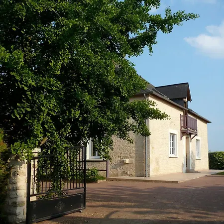 Manoir De Charme Avec Jardin, Salle De Jeux Et Proche Du Mans Holiday home *