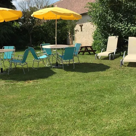 Holiday home Manoir De Charme Avec Jardin, Salle De Jeux Et Proche Du Mans Epineu-le-Chevreuil