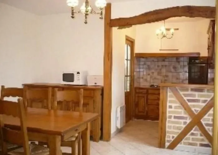 Manoir De Charme Avec Jardin, Salle De Jeux Et Proche Du Mans * Epineu-le-Chevreuil