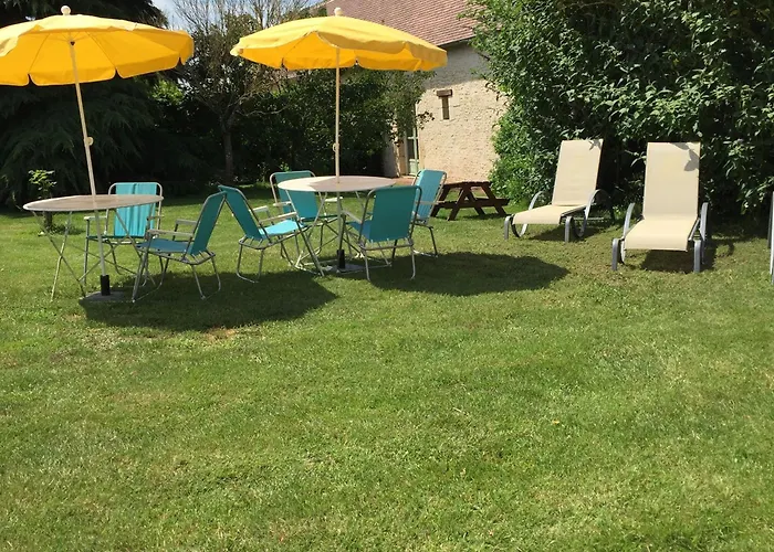 בית נופש Manoir De Charme Avec Jardin, Salle De Jeux Et Proche Du Mans Epineu-le-Chevreuil